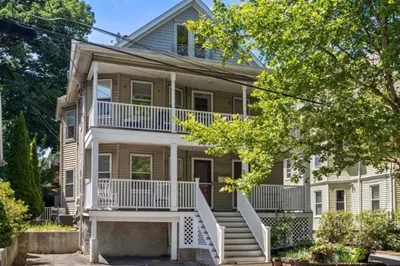 38 Falmouth St #38