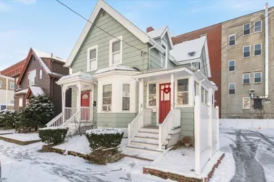 64 Tucker St