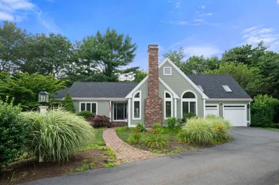 24 Ouimet Ln 1
