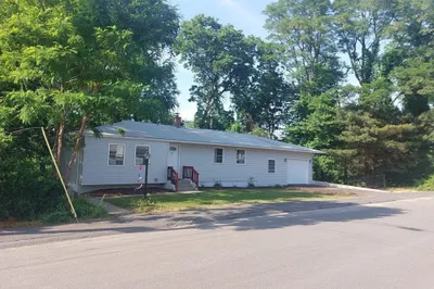 9 Westwood Dr 1
