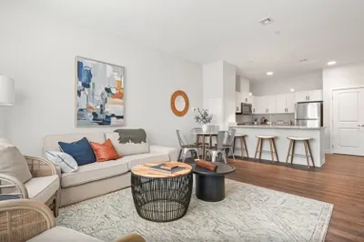 29 Wall St #105 1
