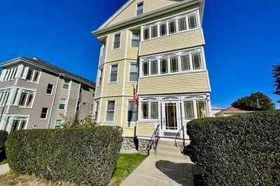 21 Watson Ave #2