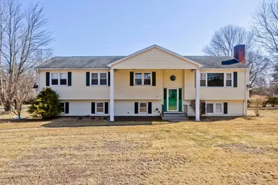 239 Porter Rd 1