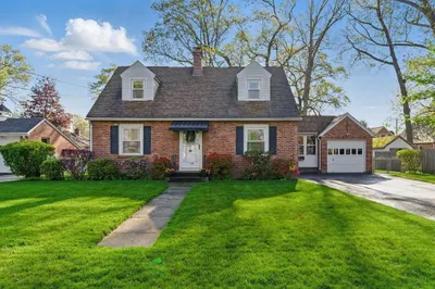 118 Janet St