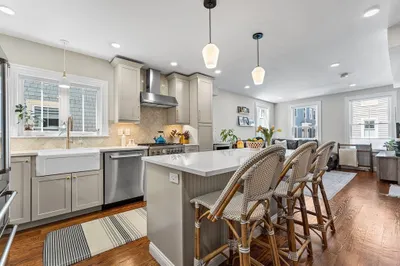 67 Pearl St #1