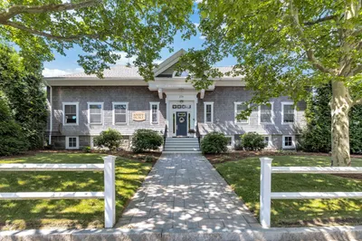 278 Court St #104 1