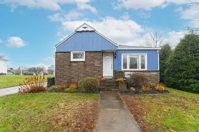 34 Carter Ave 1