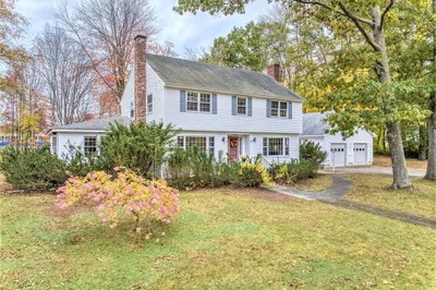 124 Mill St