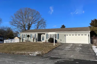 58 Oregon Ave
