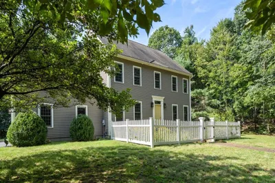 65 Kendall Hill Rd