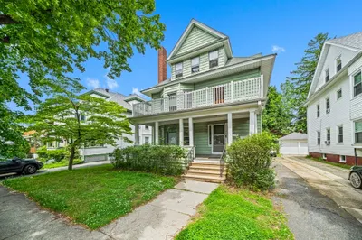 363 White St