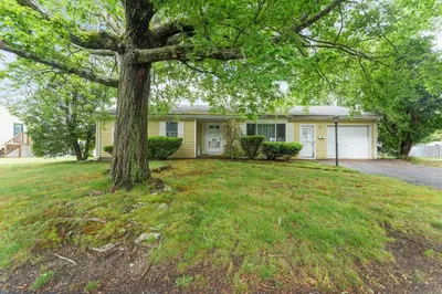 531 Regan Rd