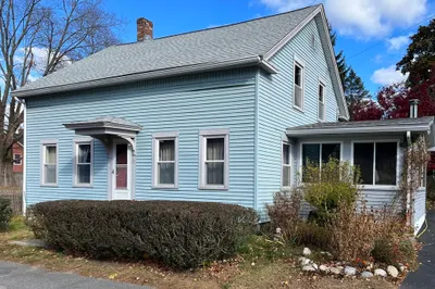 25 Main St
