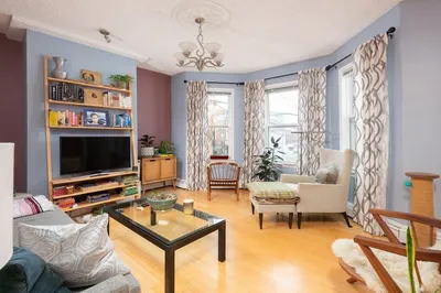 34 Gay Head St #2