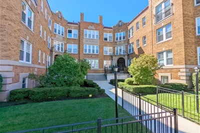 172 Maple Street #303 1