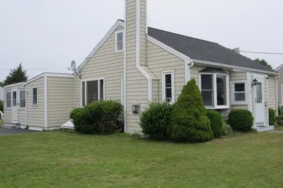 47 Bourne Neck Dr 1