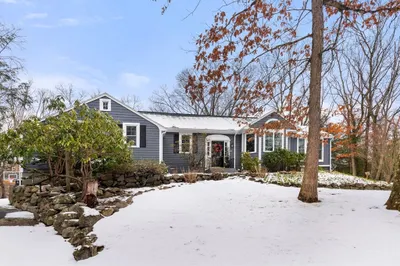 57 Clubhouse Ln