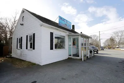 116 Sconticut Neck Rd 1