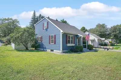 317 Chapin St 1