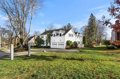 3 Elm St #3 1