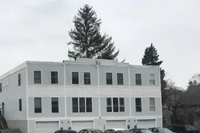 41 North AshlAnd St #A 1