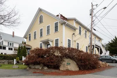 457 Washington St #2