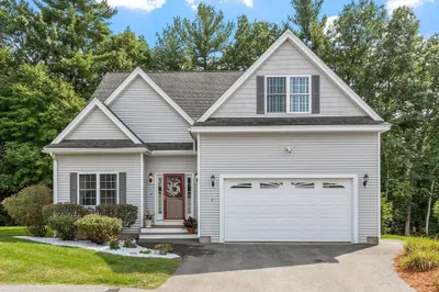 8 Thoreau Ln 1