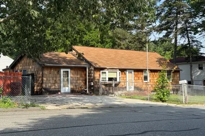 206 Burnham Road