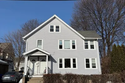 6-8 Cenacle Road #2 1