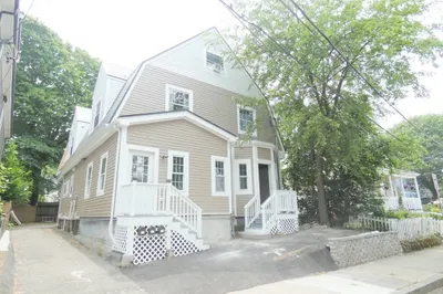 5 Kenwood St #1