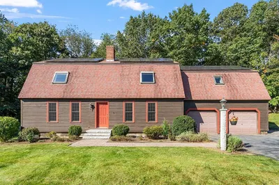 24 Hickory Lane