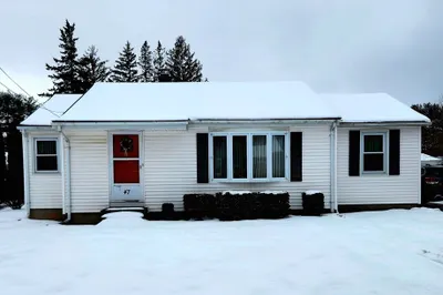 47 Hall St