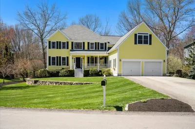 25 Bunker Lane 1