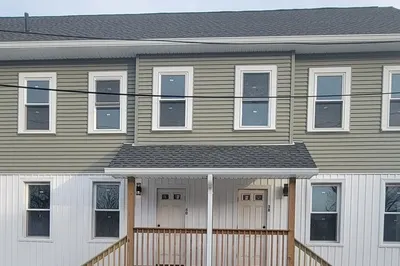 38 Front St #38