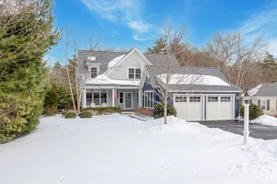 54 Prince Snow Cir