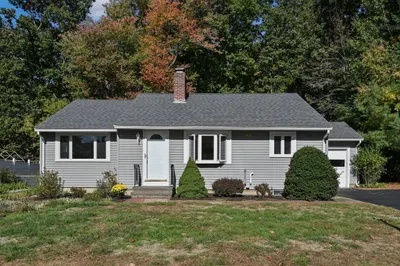 17 Henderson Ave