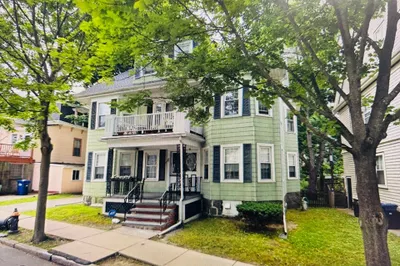15 Penhallow St #2