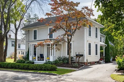 51a Phillips Pl #1 1