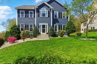 711 Samuel Dr