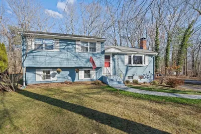 262 Woodland Dr
