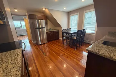 262 Shirley St #3 1