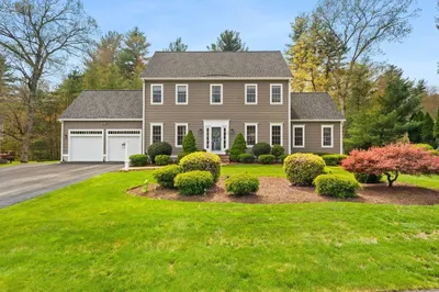 20 Mohawk Road 1