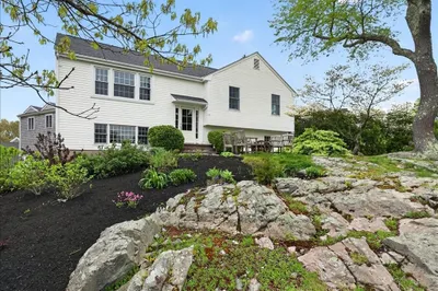 10 Ocean View Dr 1