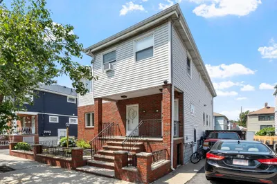 26 Shirley St