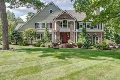 28 Durham Dr 1