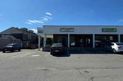 560 Kelley Boulevard #6 1