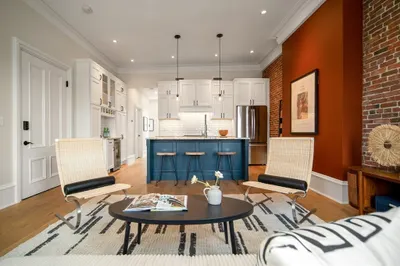 797 E Broadway #2