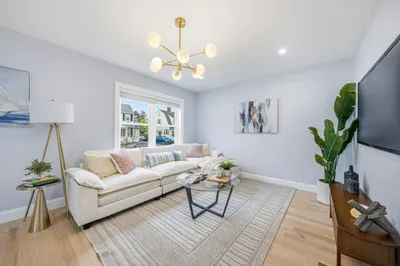 30 Arnold St #2 1