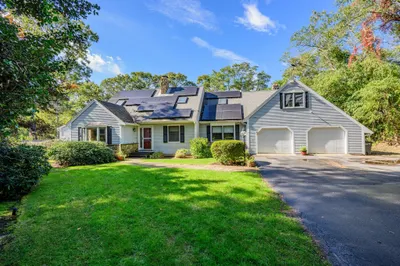 893 Osterville West Barnstable Rd 1