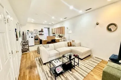 111 Salem St #2 1